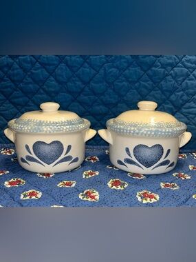 Set of 4 Blue Sponge Heart Crocks With Lids | Country Stoneware Soup Bowls Retro